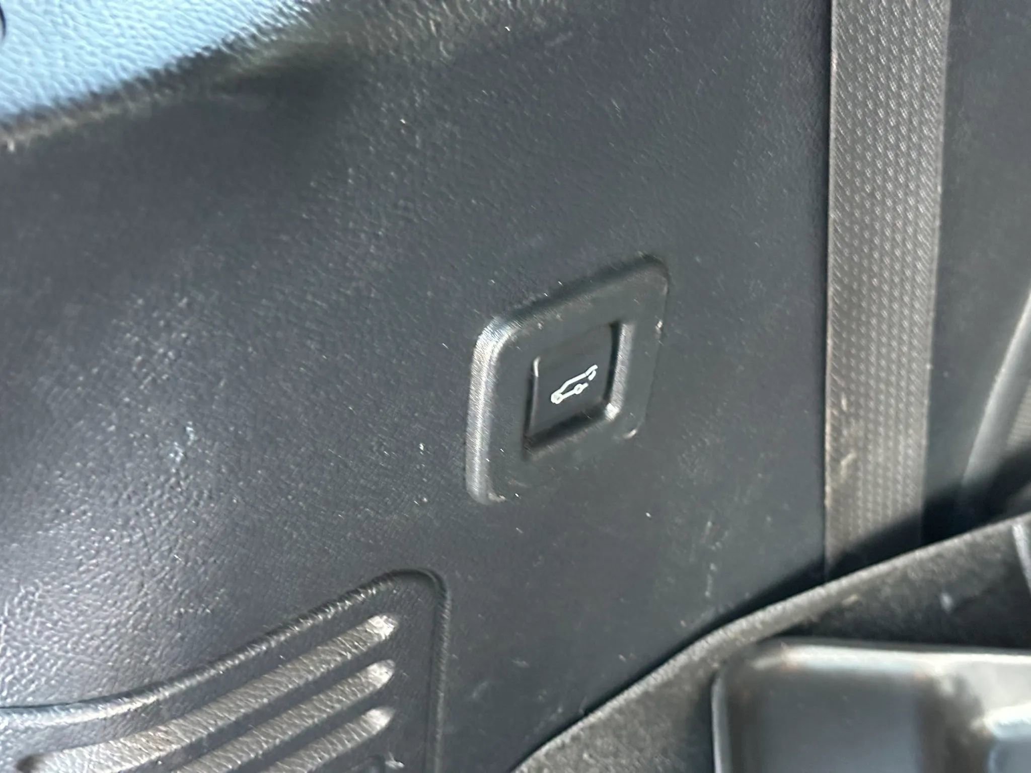 Used 2015 Ford Expedition Platinum image 25