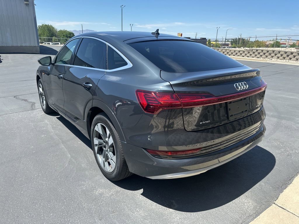 Used 2020 Audi e-tron Premium Plus AWD/4WD image 7