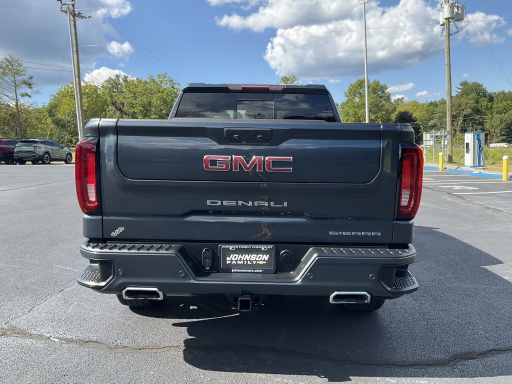 Used 2021 GMC Sierra 1500 Denali w/ Denali Premium Package image 24