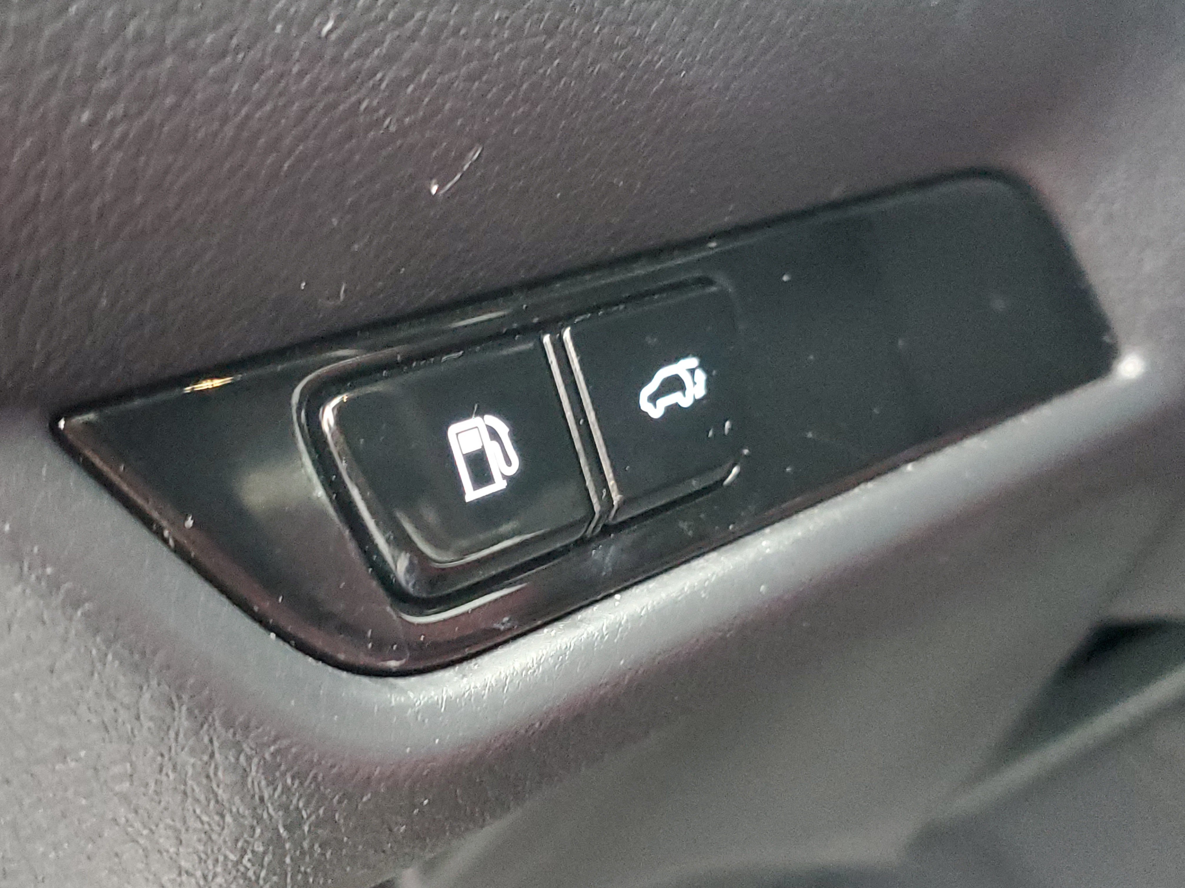 Used 2025 Lexus NX 350h AWD w/ Accessory Package (Z2) image 22