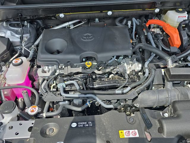 Used 2025 Toyota RAV4 LE image 29