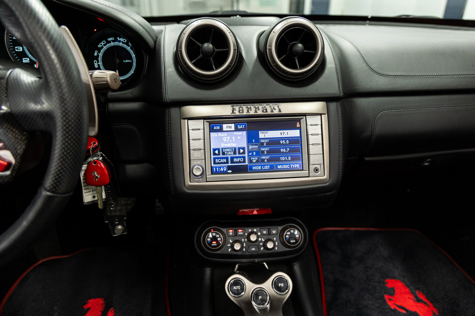 Used 2011 Ferrari California RWD image 68