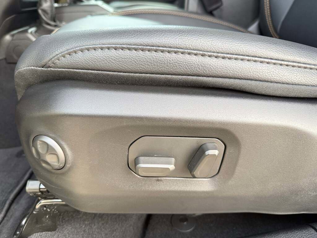 New 2026 Jeep Wrangler Sahara image 27