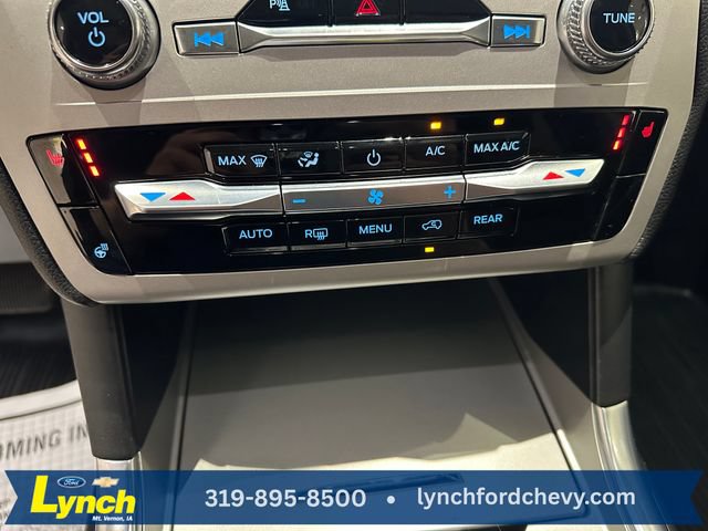 Certified 2024 Ford Explorer XLT w/ Equipment Group 202A AWD/4WD image 15