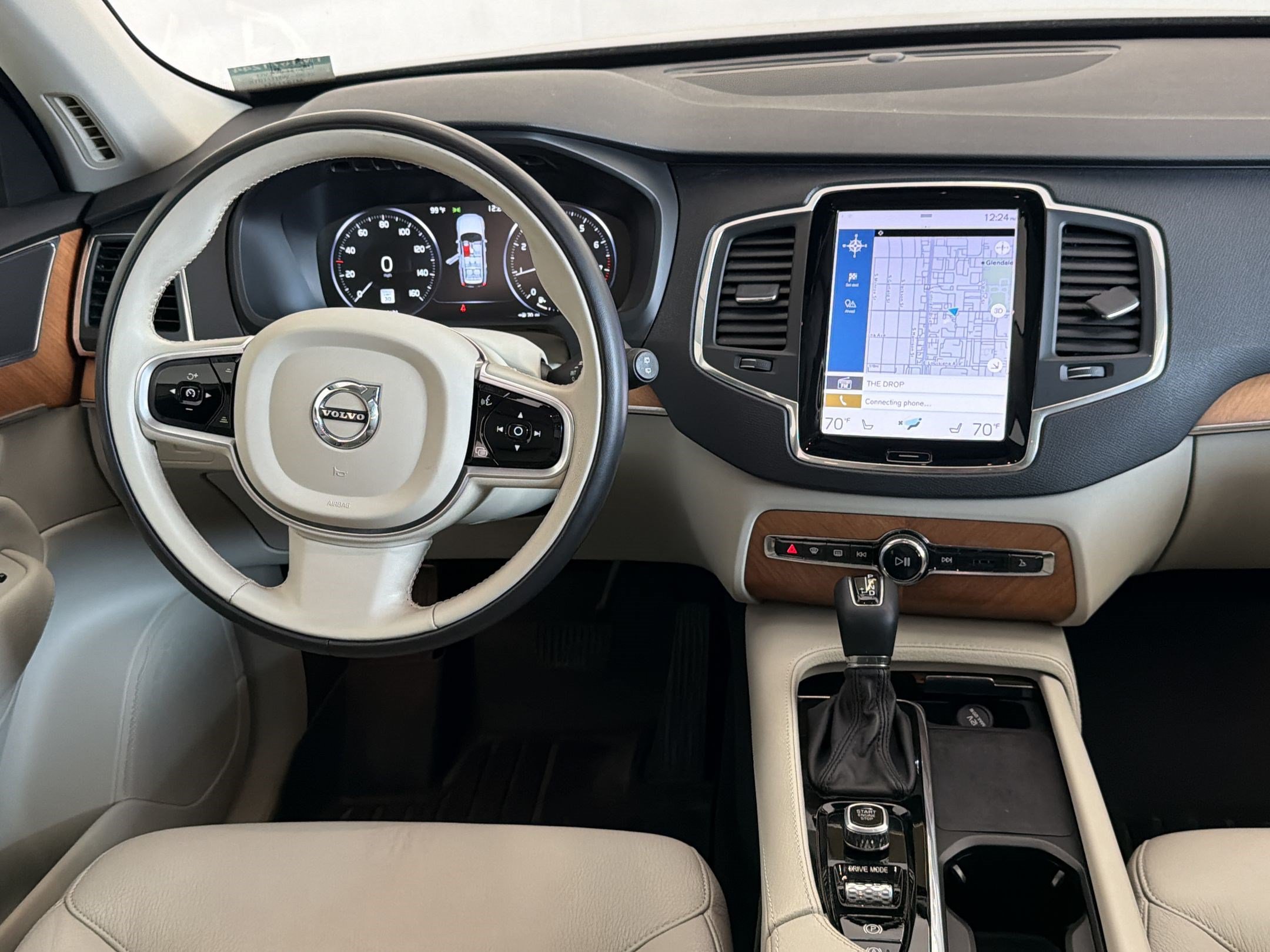 Used 2021 Volvo XC90 T6 Momentum AWD/4WD image 30