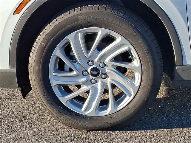 Used 2025 Lincoln Corsair FWD image 8