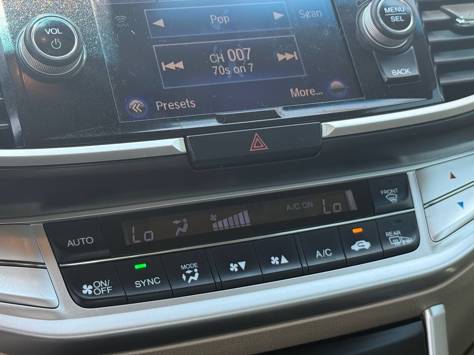 Used 2015 Honda Accord EX-L image 21