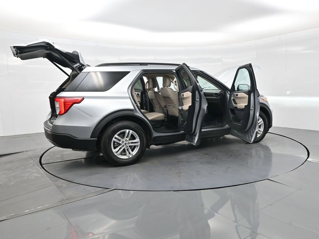 Used 2024 Ford Explorer XLT w/ Equipment Group 202A image 39