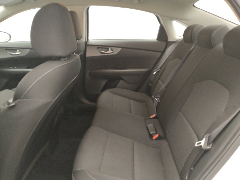 Used 2020 Kia Forte LXS FWD image 18