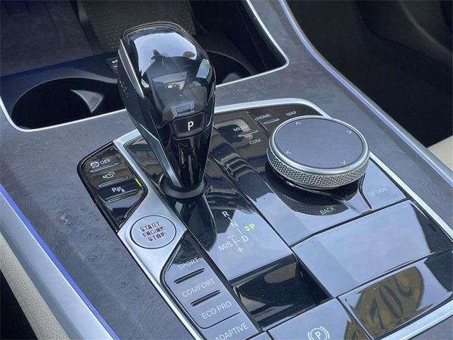 Used 2022 BMW X5 sDrive40i w/ Premium Package image 3