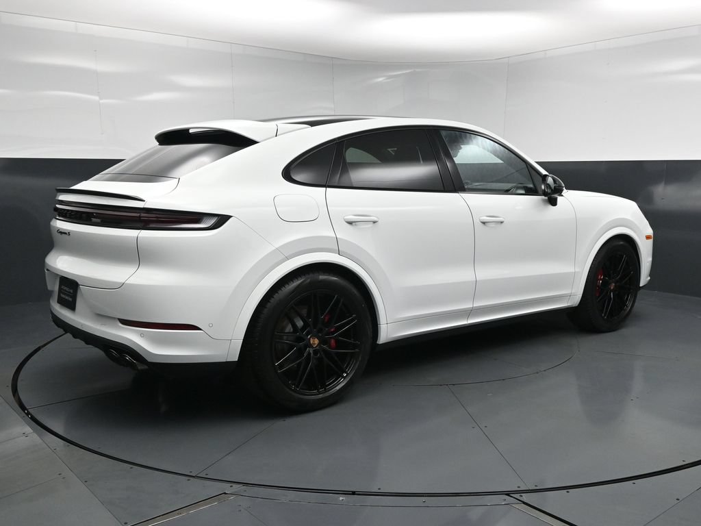 New 2026 Porsche Cayenne S AWD/4WD image 10