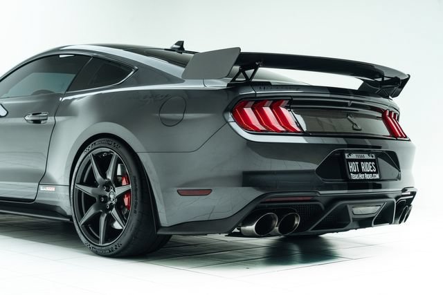 Used 2020 Ford Mustang Shelby GT500 w/ Carbon Fiber Track Pack RWD image 21
