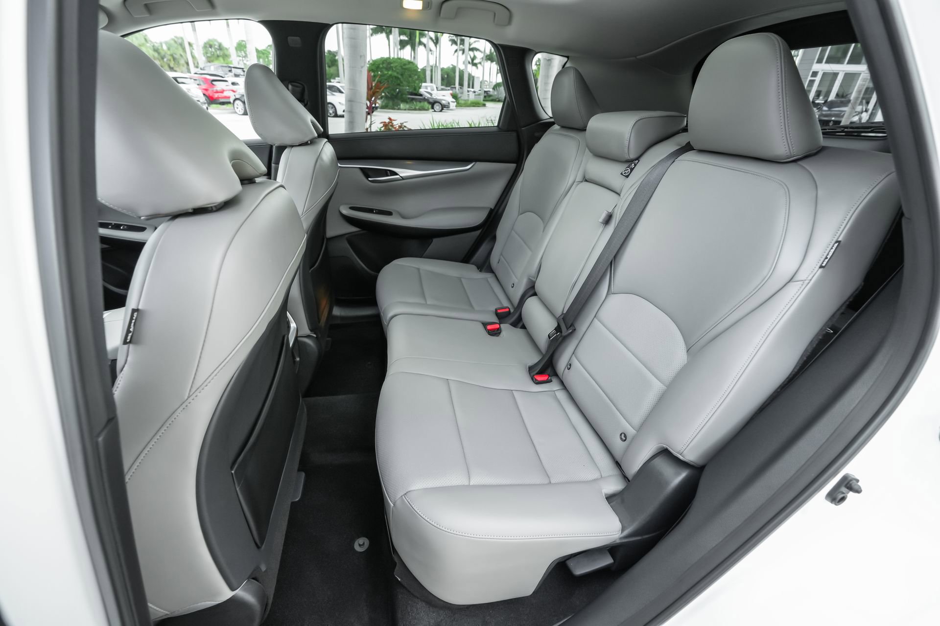Used 2025 INFINITI QX50 Luxe image 31