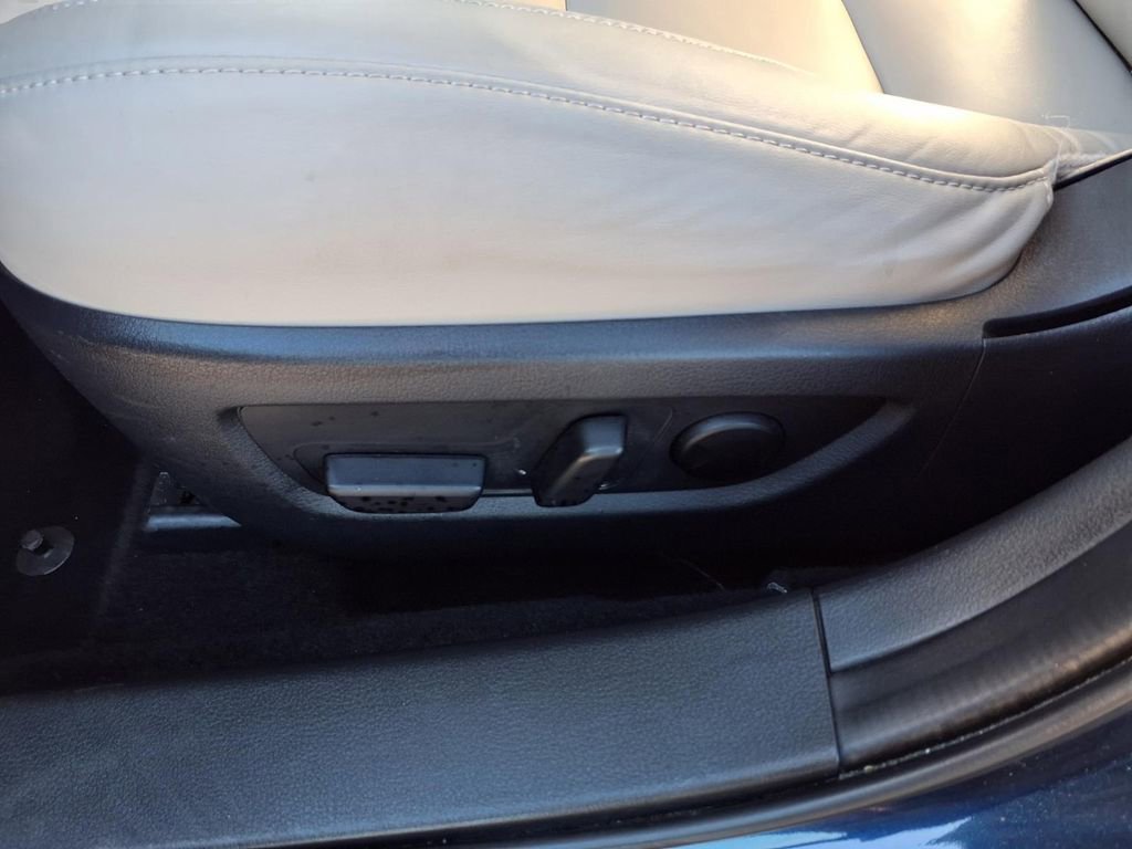 Used 2025 MAZDA CX-30 AWD 2.5 S w/ Preferred Package image 22