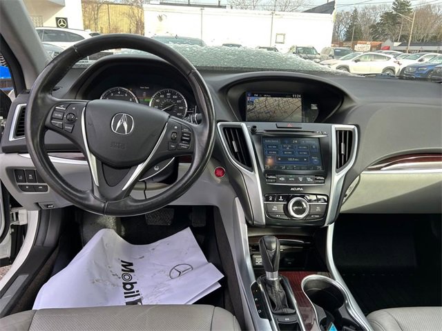 Used 2015 Acura TLX w/ Technology Package image 16