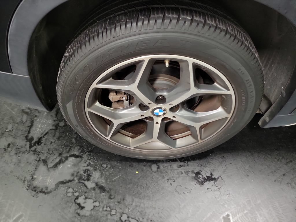 Used 2018 BMW X1 sDrive28i FWD image 13