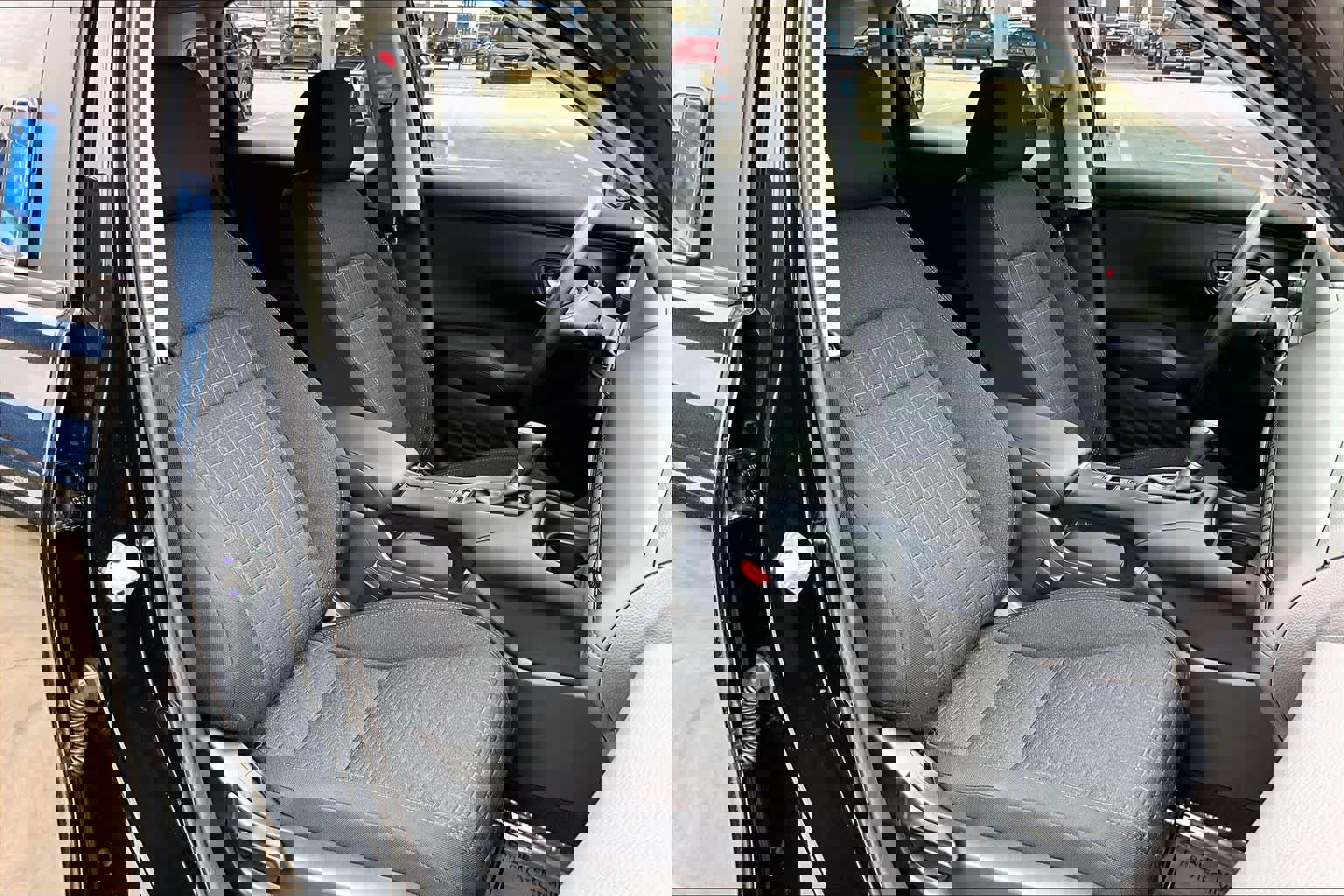 Used 2026 Honda HR-V LX image 9