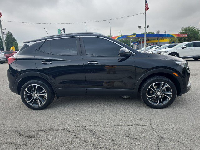 Used 2023 Buick Encore GX Select w/ Safety Package II AWD/4WD image 6