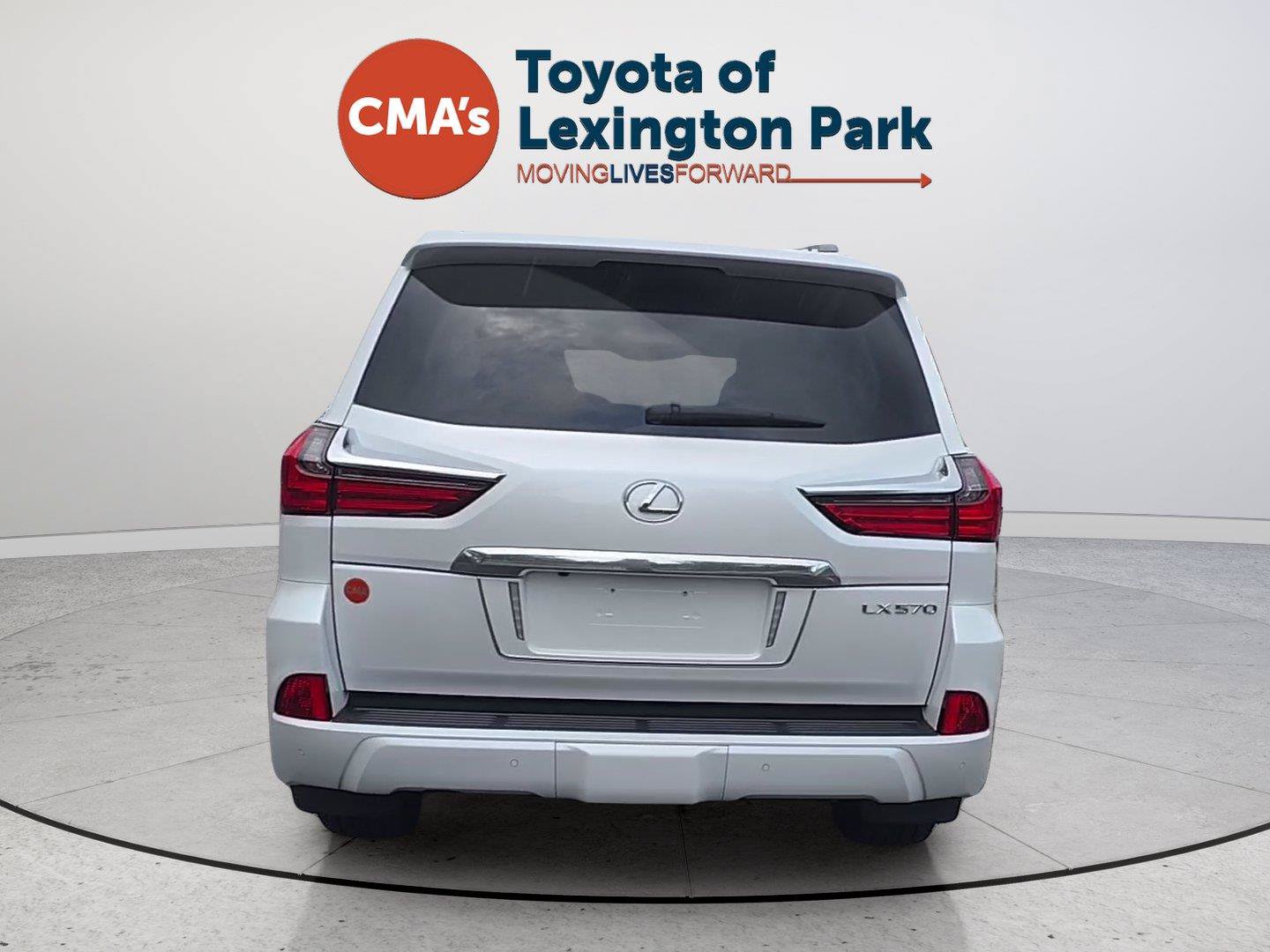 Used 2021 Lexus LX 570 4WD w/ Luxury Package image 4