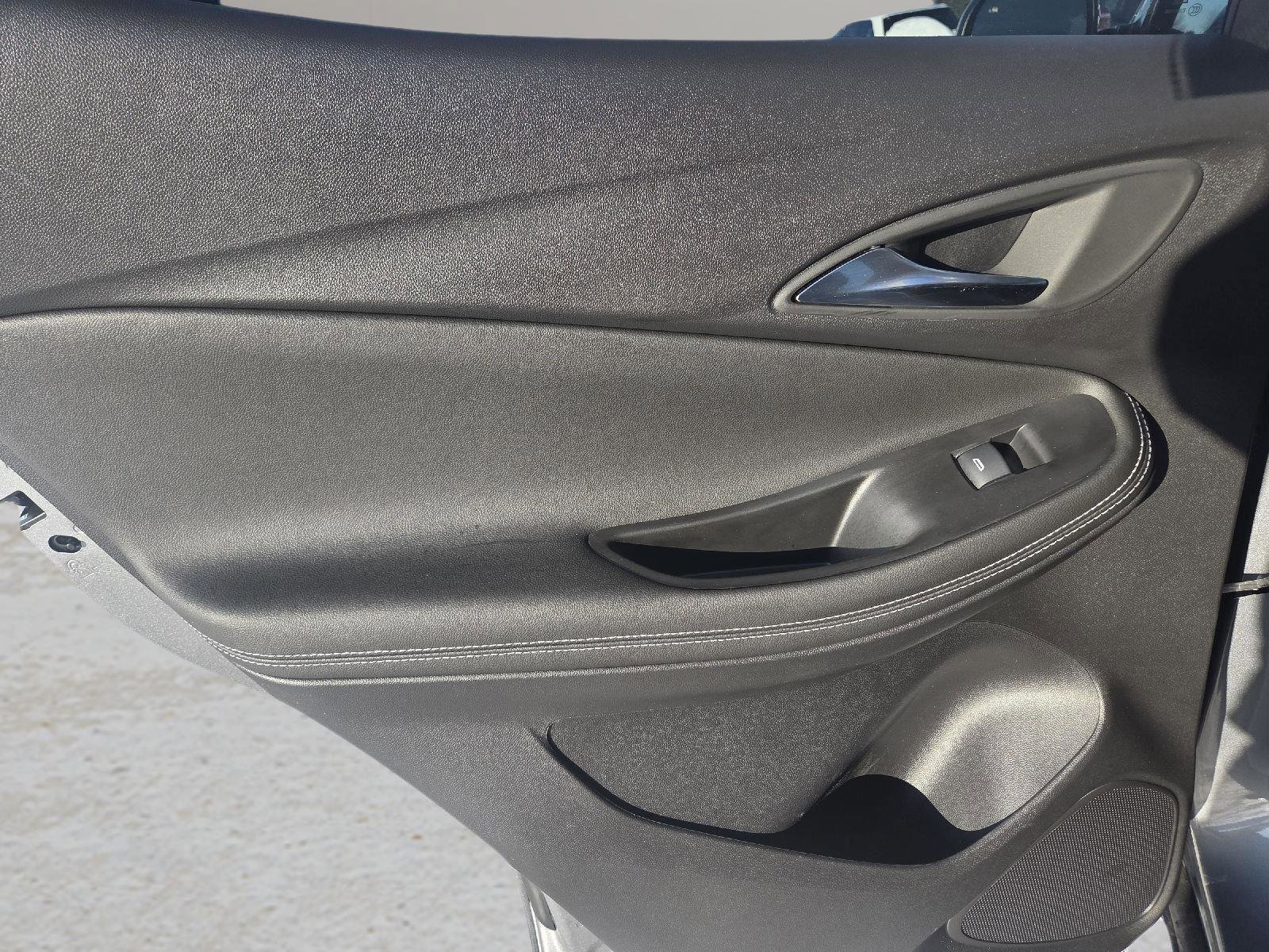 Used 2026 Buick Encore GX Avenir w/ Avenir Technology Package image 71