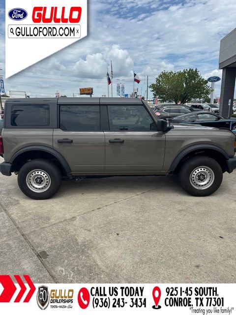 Used 2025 Ford Bronco 4-Door AWD/4WD image 4