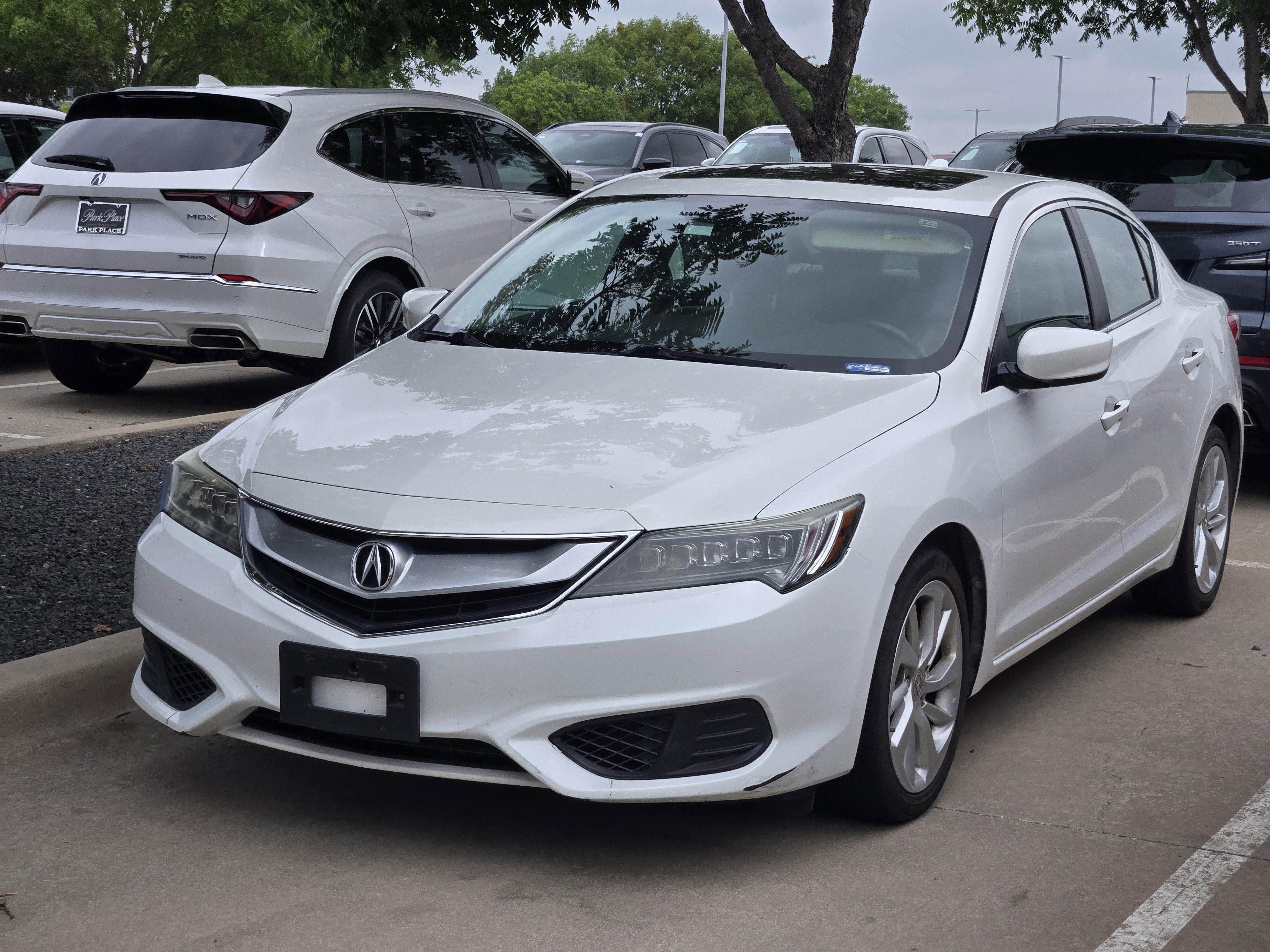 Used 2017 Acura ILX FWD image 1
