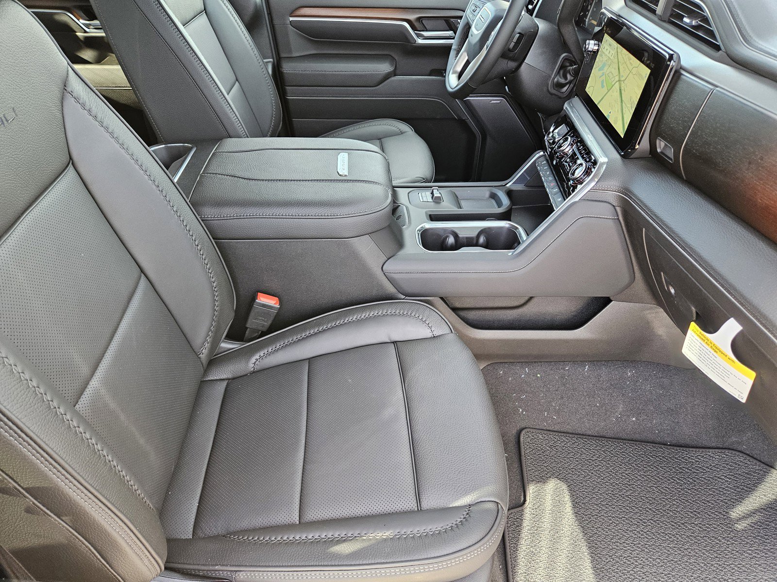 New 2026 GMC Sierra 3500 Denali w/ Denali Reserve Package AWD/4WD image 10