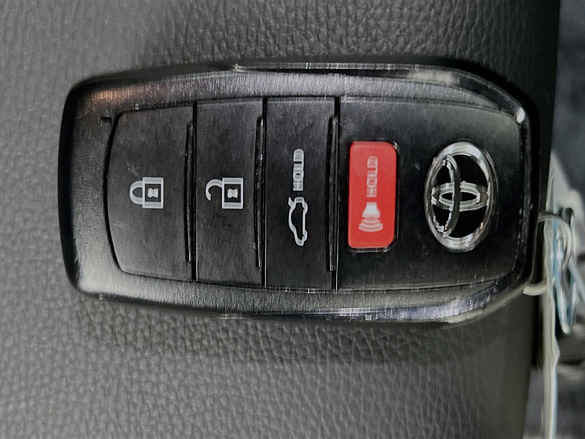 Used 2025 Toyota Camry SE w/ Convenience Package image 36