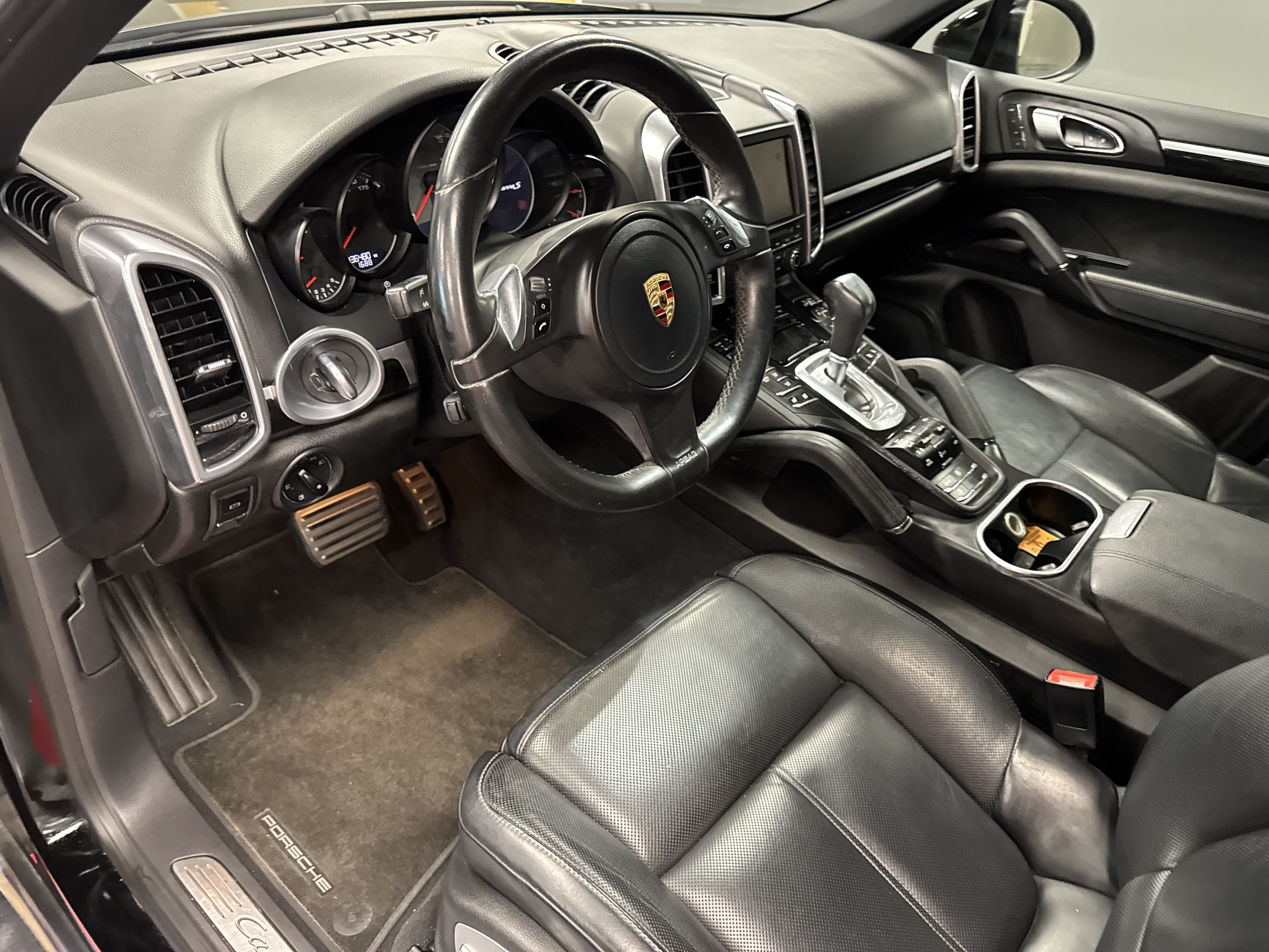 Used 2014 Porsche Cayenne S AWD/4WD image 10