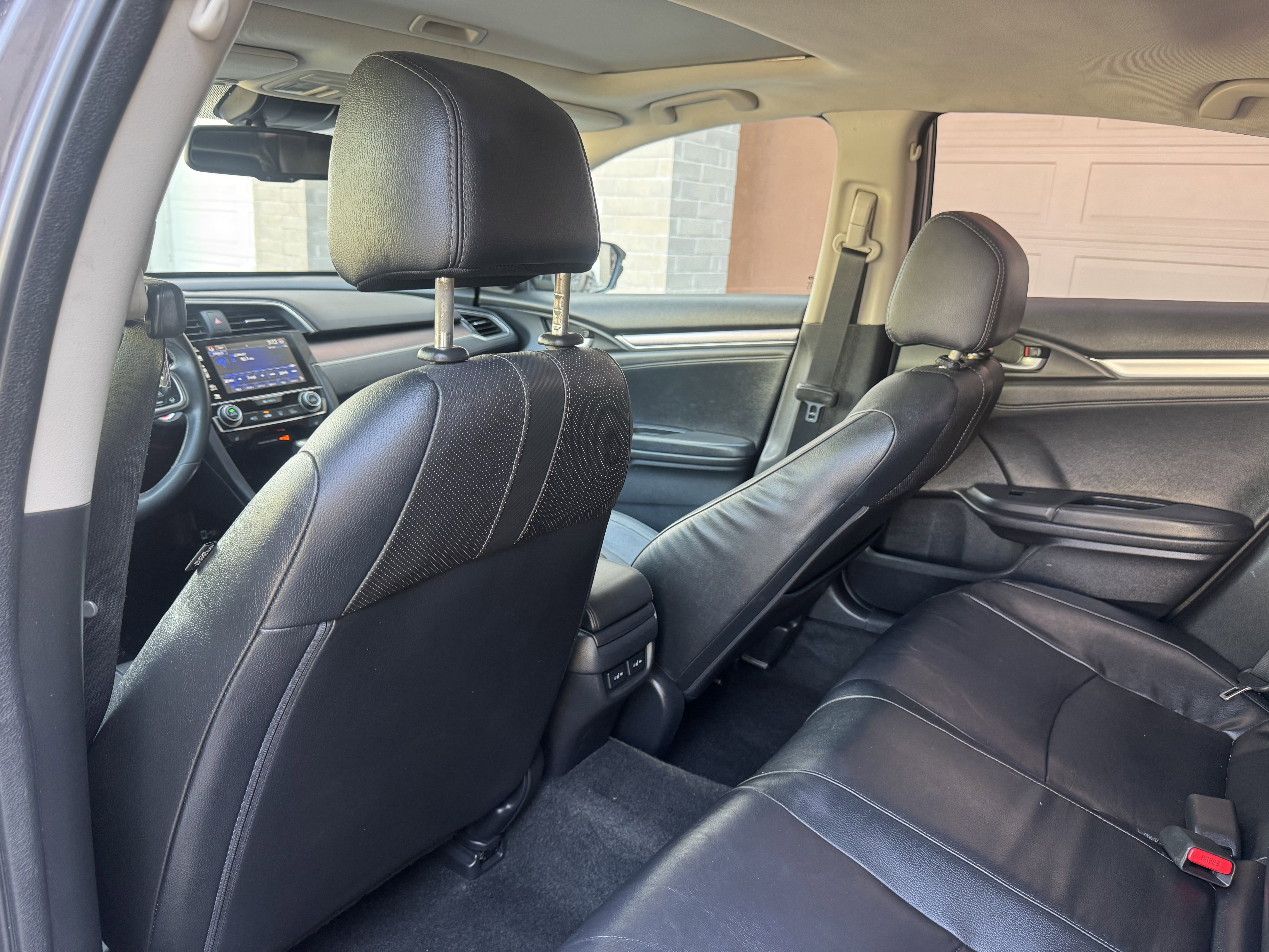 Used 2016 Honda Civic Touring image 23