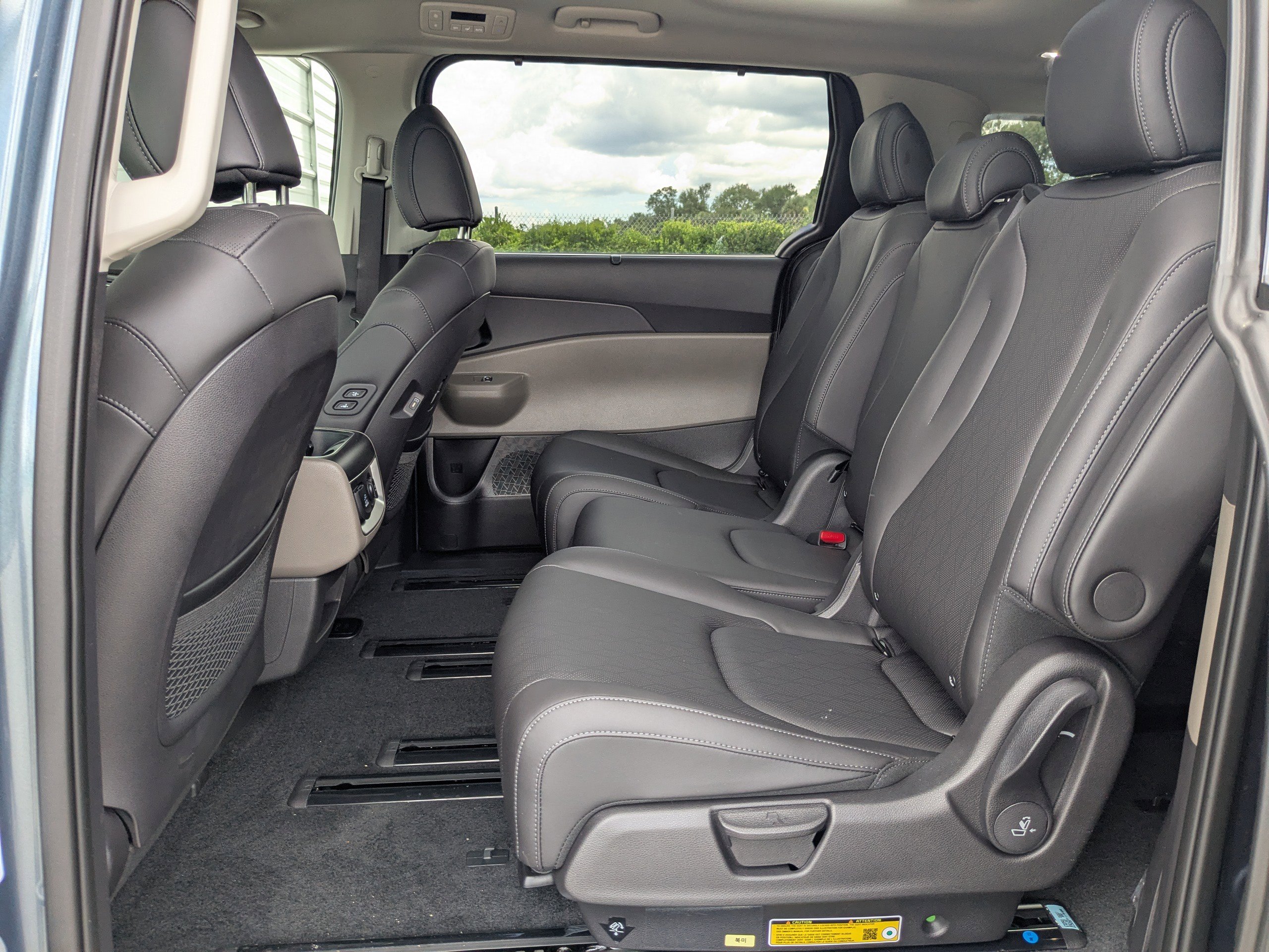 New 2026 Kia Carnival SX image 17