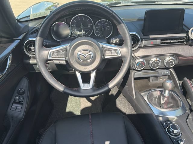 Used 2019 MAZDA MX-5 Miata Grand Touring RWD image 14