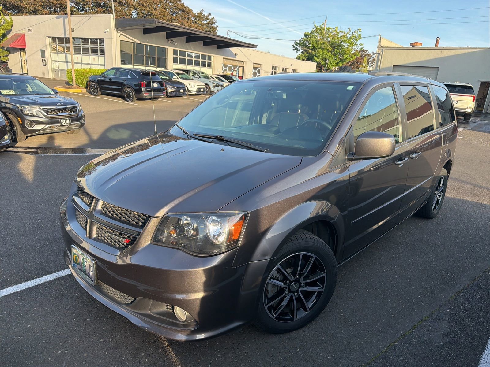 Used 2015 Dodge Grand Caravan R/T w/ Safety Sphere Group FWD video 1