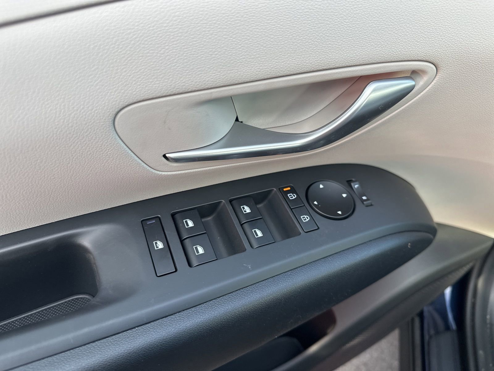 New 2026 Hyundai Tucson Blue SE image 15