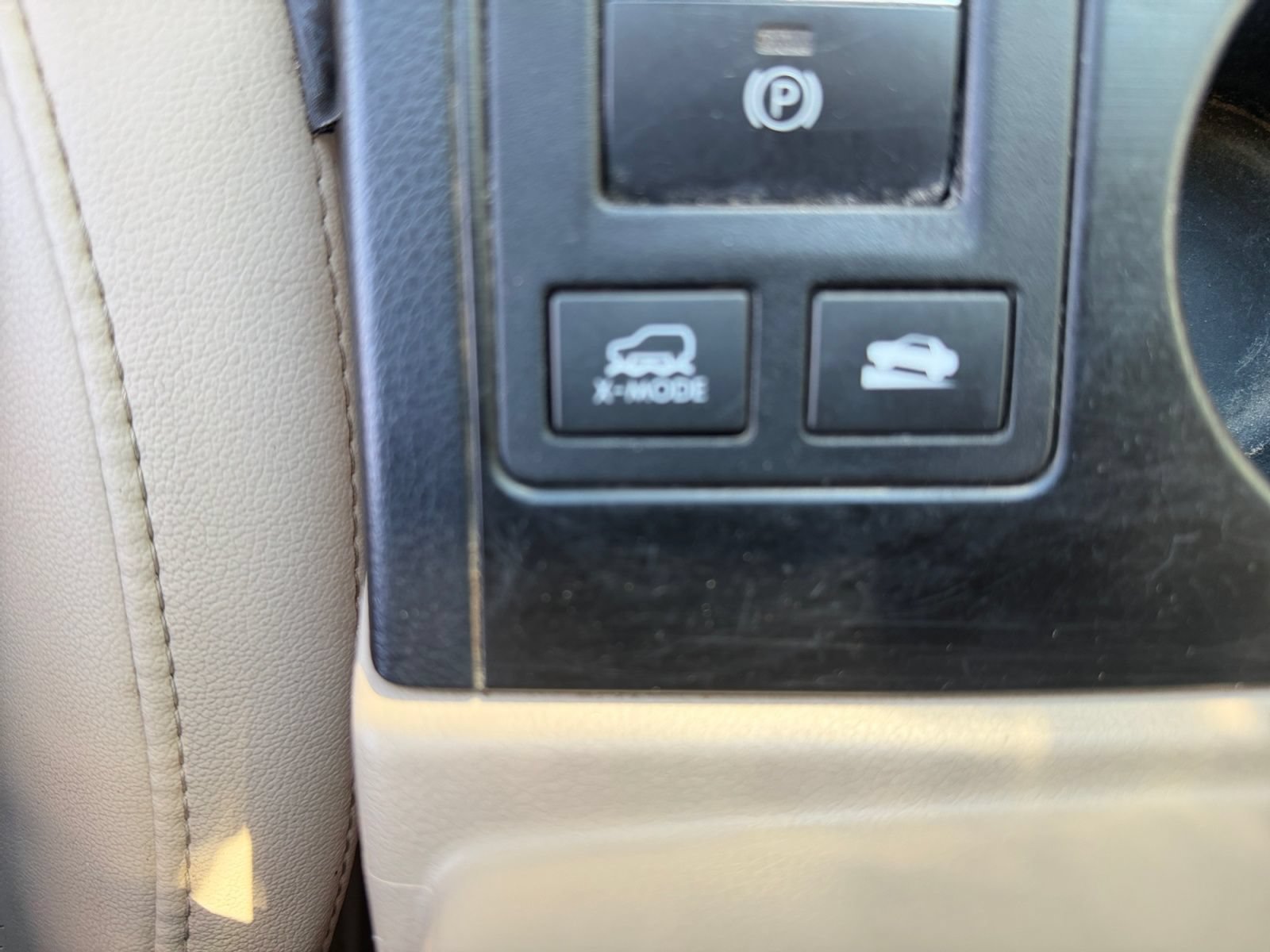 Used 2017 Subaru Outback 2.5i Limited AWD/4WD image 25