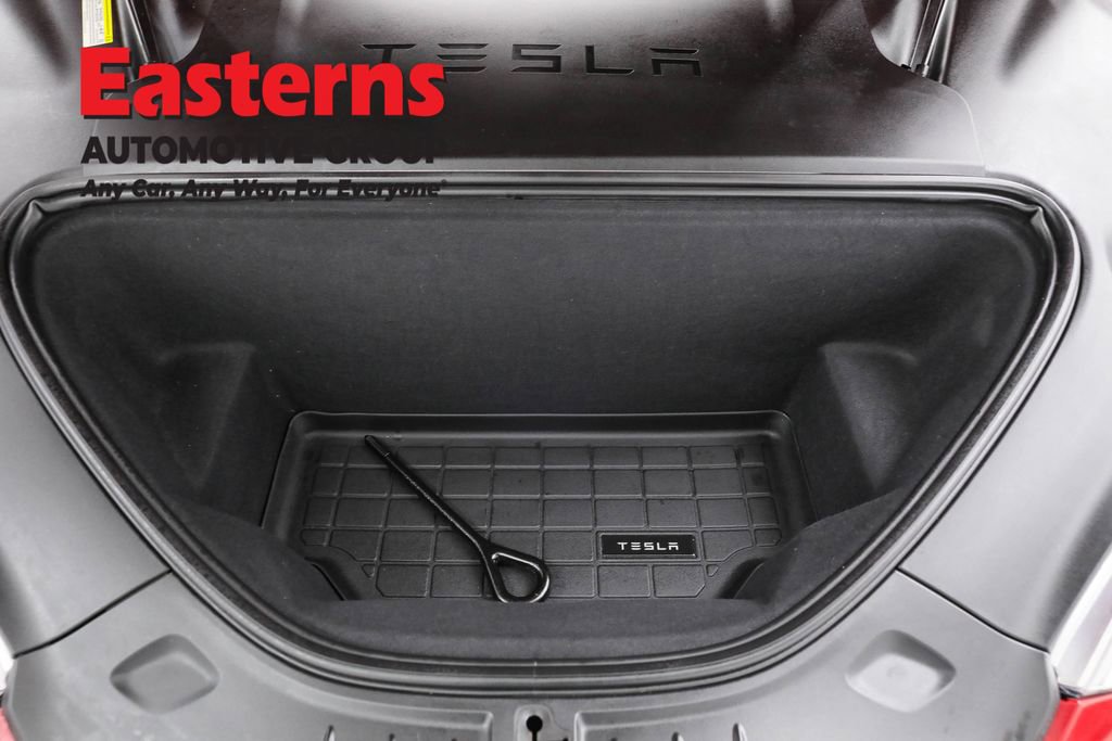 Used 2016 Tesla Model S 90D image 7