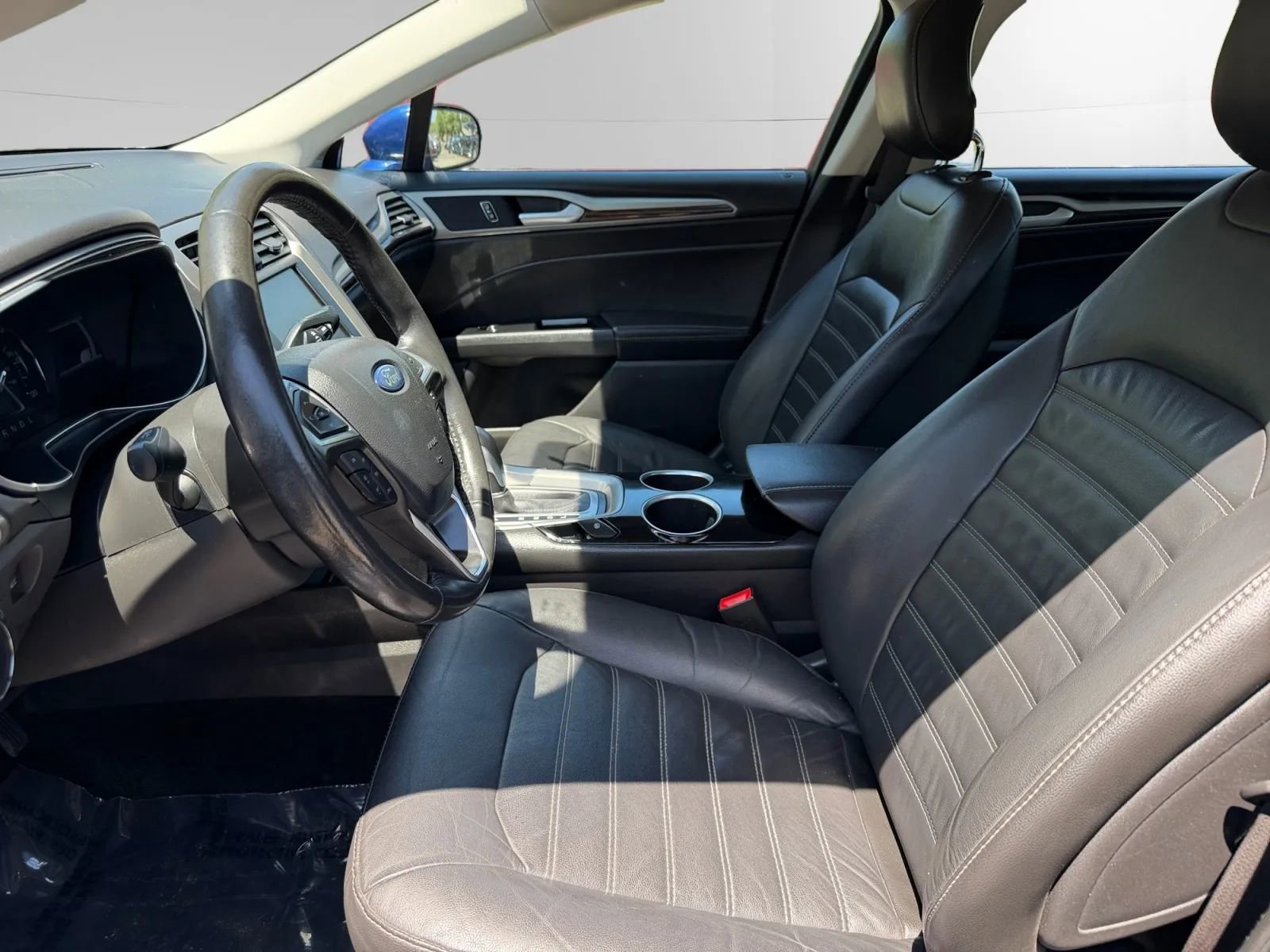 Used 2013 Ford Fusion SE FWD image 10