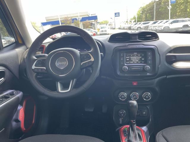 Used 2017 Jeep Renegade Trailhawk image 11
