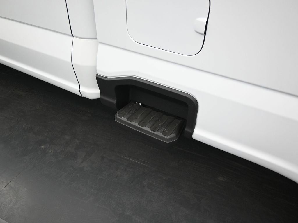 New 2026 Ford F250 XLT image 22