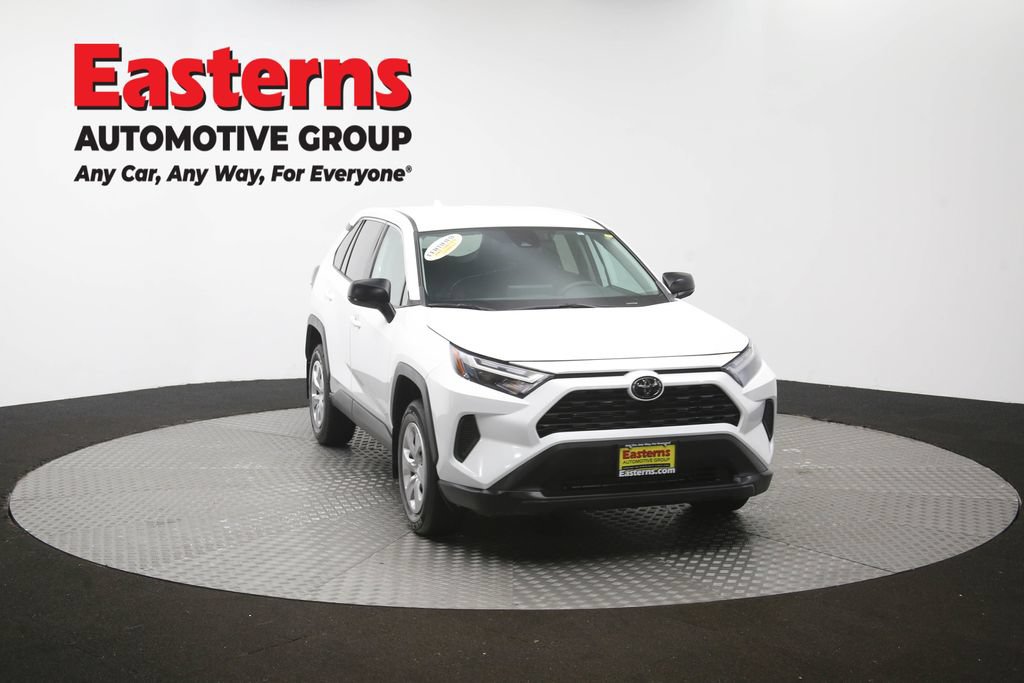Used 2023 Toyota RAV4 LE AWD/4WD image 50