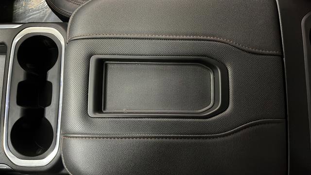 Used 2021 GMC Sierra 1500 AT4 image 28