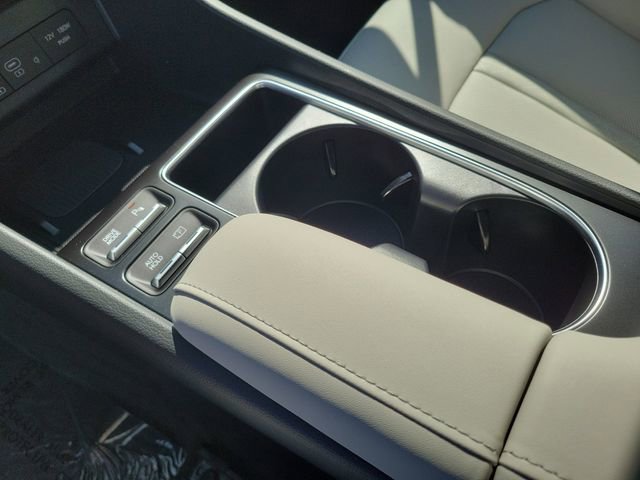 New 2025 Hyundai Sonata Limited image 16