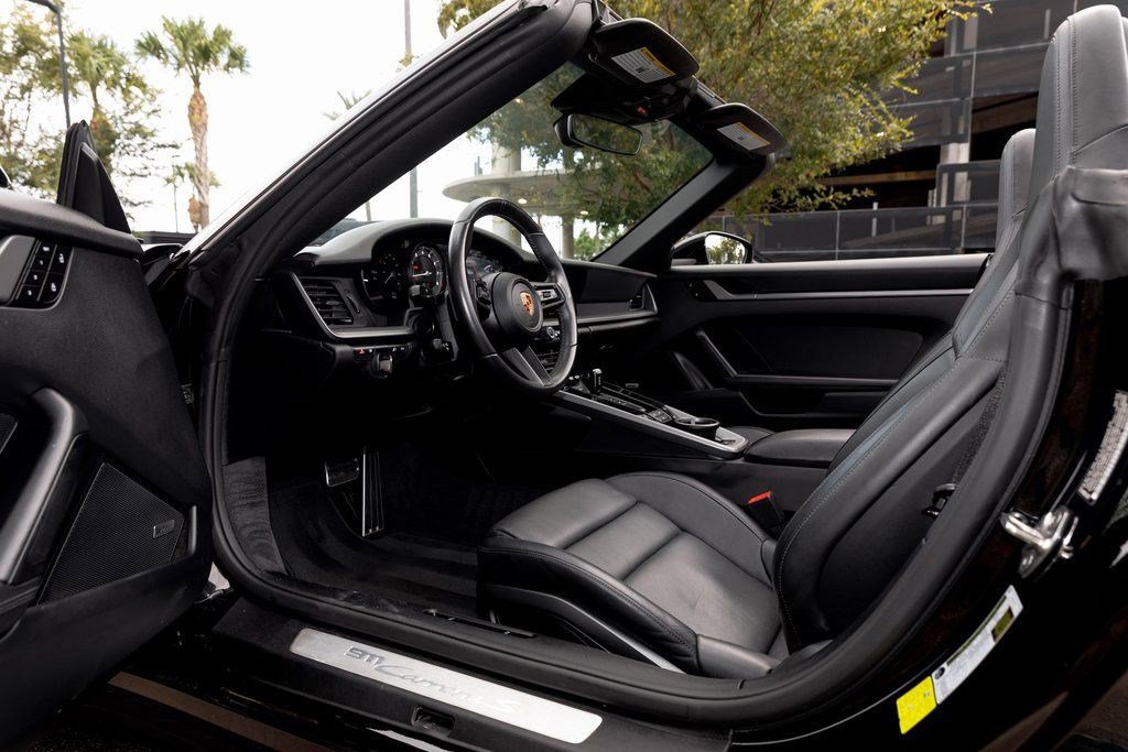 Used 2024 Porsche 911 Carrera S image 25