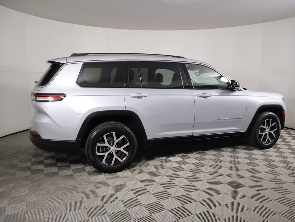 Used 2024 Jeep Grand Cherokee L Limited image 4