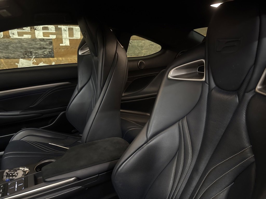 Used 2015 Lexus RC F w/ Performance Package image 9