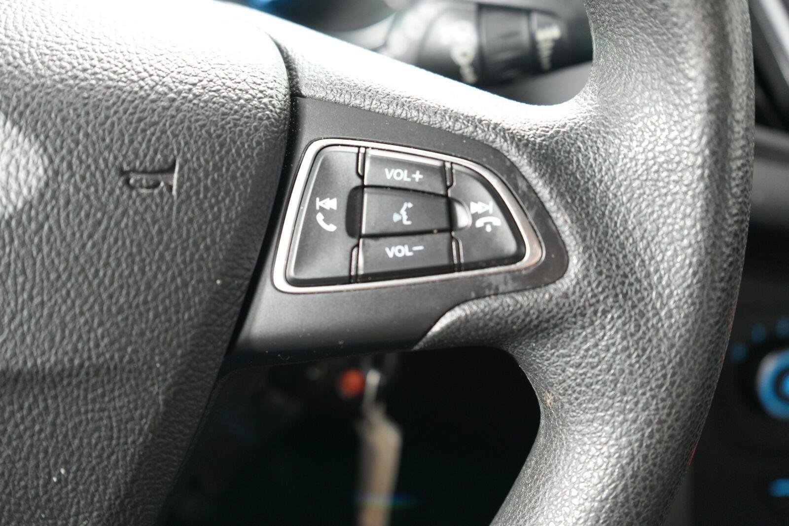 Used 2017 Ford Escape S FWD image 22