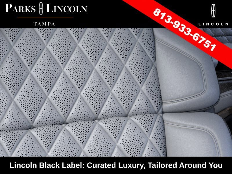 New 2026 Lincoln Navigator L Black Label w/ Black Label Special Edition AWD/4WD image 16