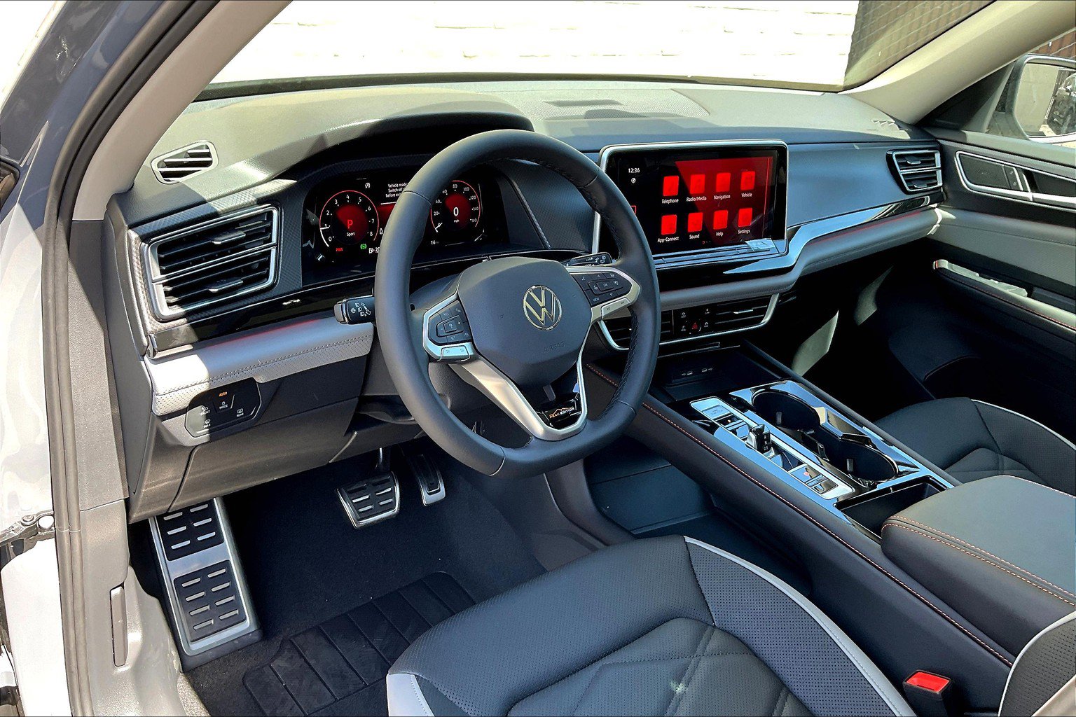 New 2026 Volkswagen Atlas Peak Edition AWD/4WD image 6