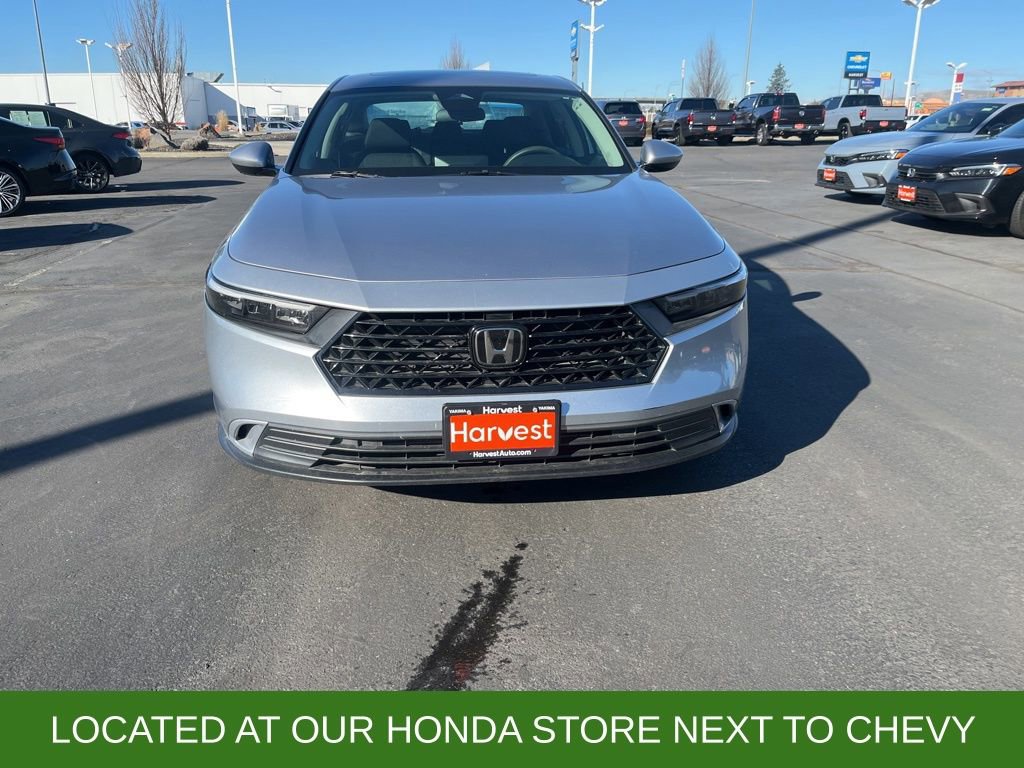 Used 2023 Honda Accord EX image 3