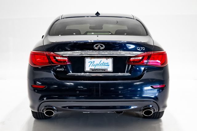 Used 2016 INFINITI Q70 3.7 AWD/4WD image 28